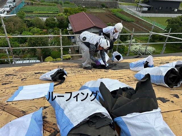 富士河口湖町　山梨　郡内地方　屋根葺き替え　高耐久ガルバ　スーパーガルテクト